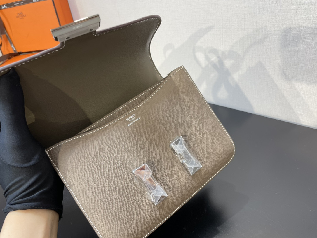 H**mes constance 24 epsom leather silver hardware 9.4"x5.9"x3"