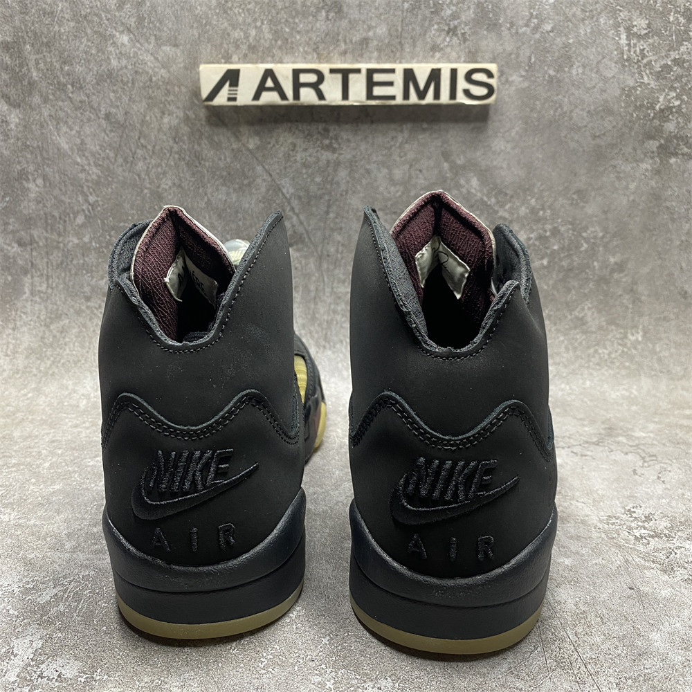 A MA MANIÉRE X AIR JORDAN 5 RETRO