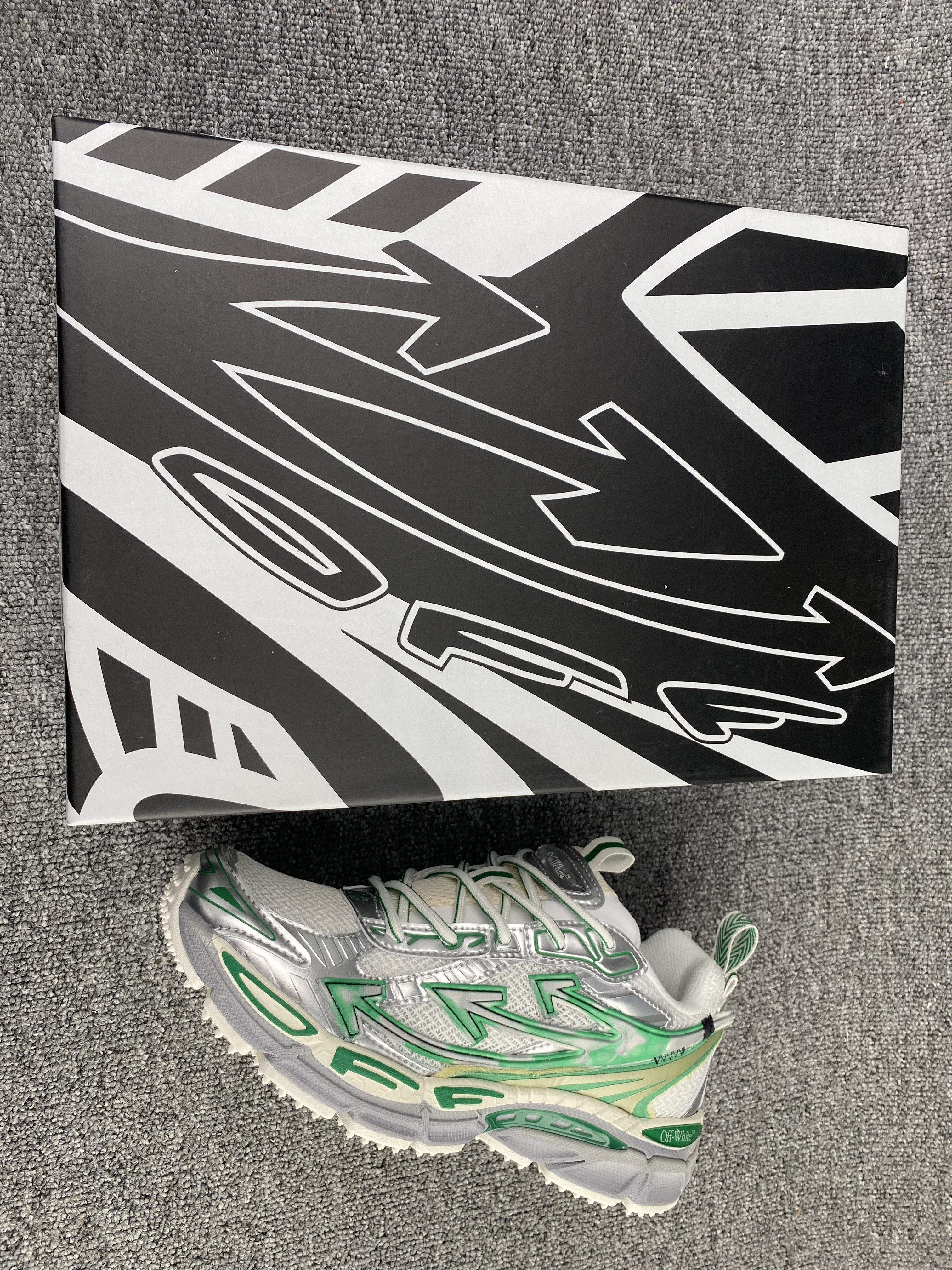 UA Off-White "BE RIGHT BACK"