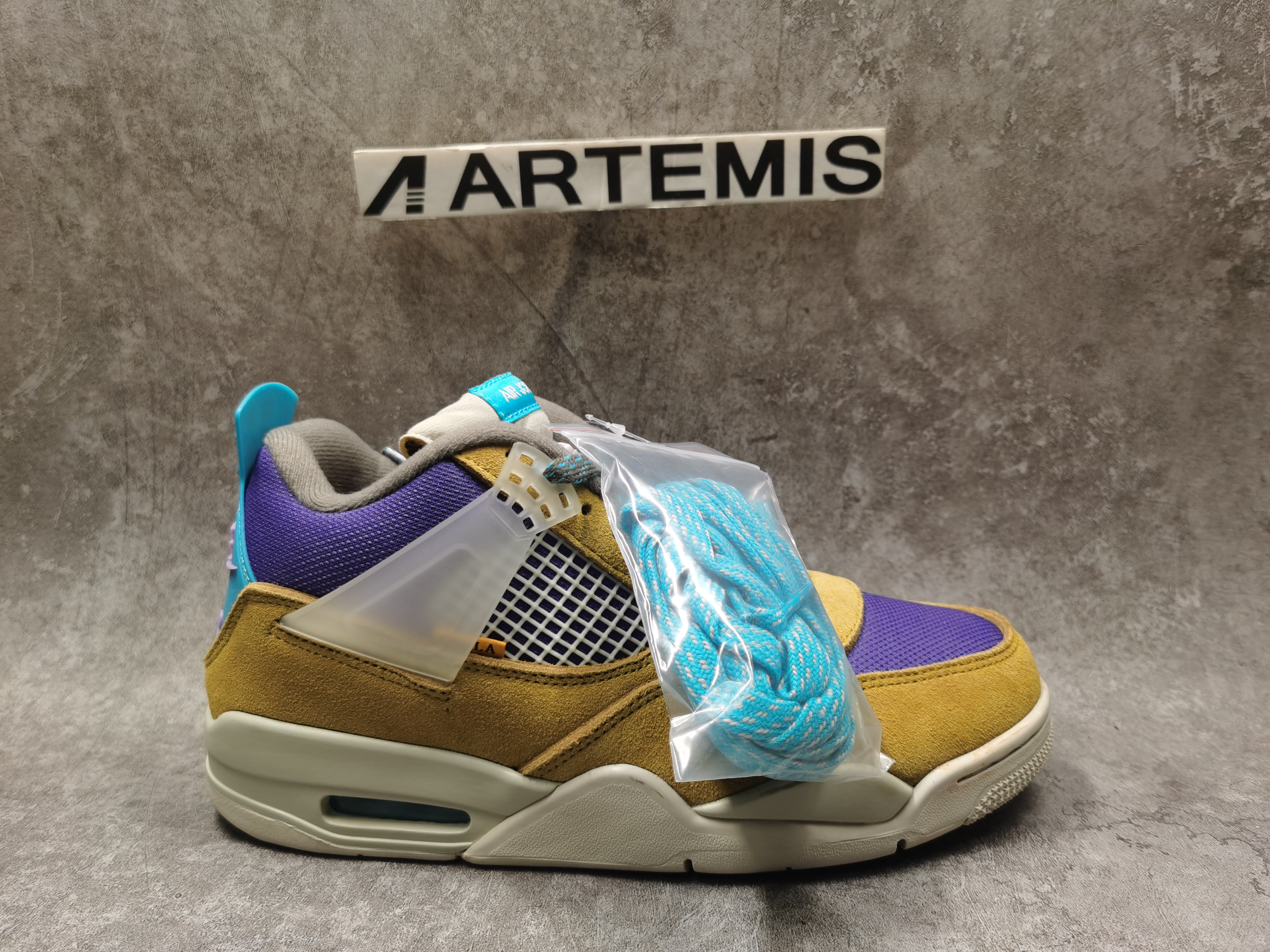 Air Jordan 4 Retro SP 30th Anniversary Union Desert Moss