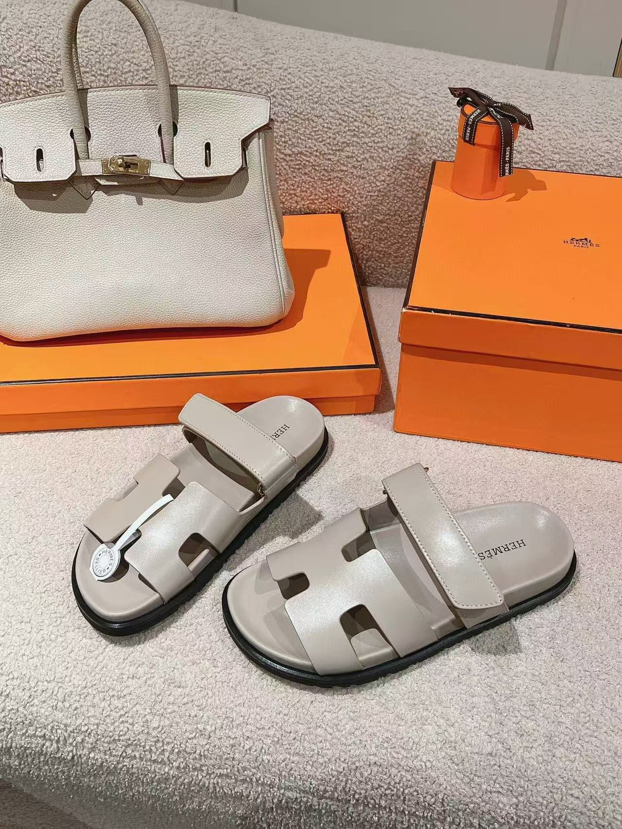 UA Hermès Chypre Sandal