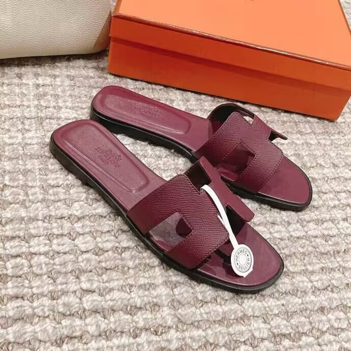 UA Hermès Oran sandal