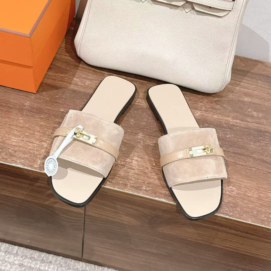 UA Hermès Giulia sandal