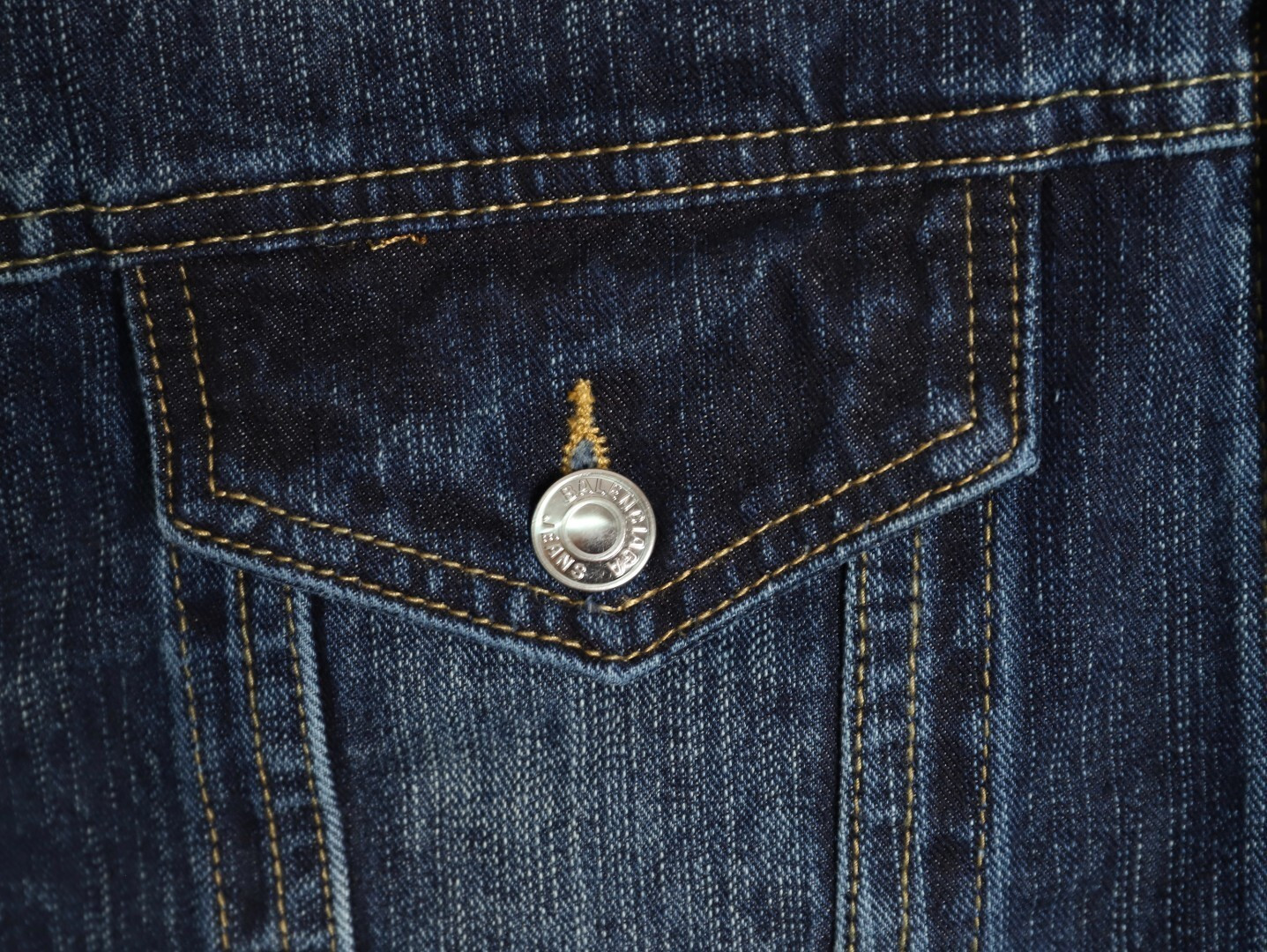 Ba*len*cia*ga denim coats