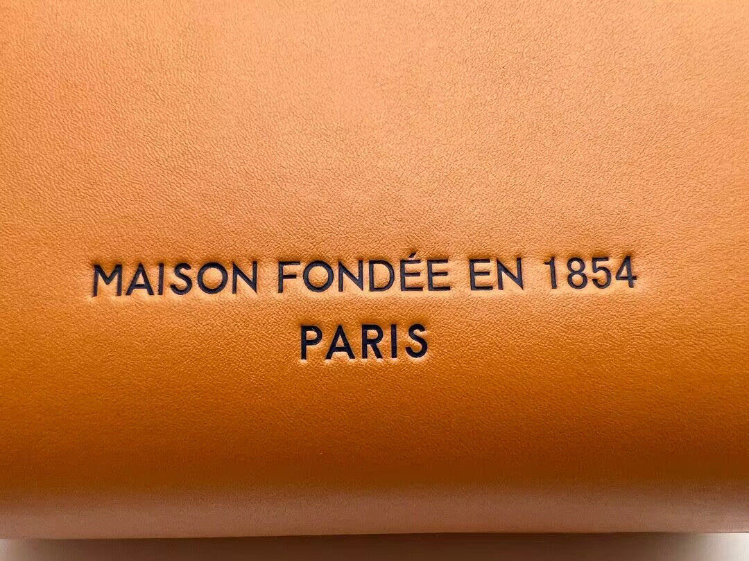 LV Sandwich Bag M24578 27 x 17 x 30 cm