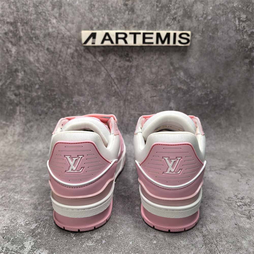 UA LV Trainer Sneaker