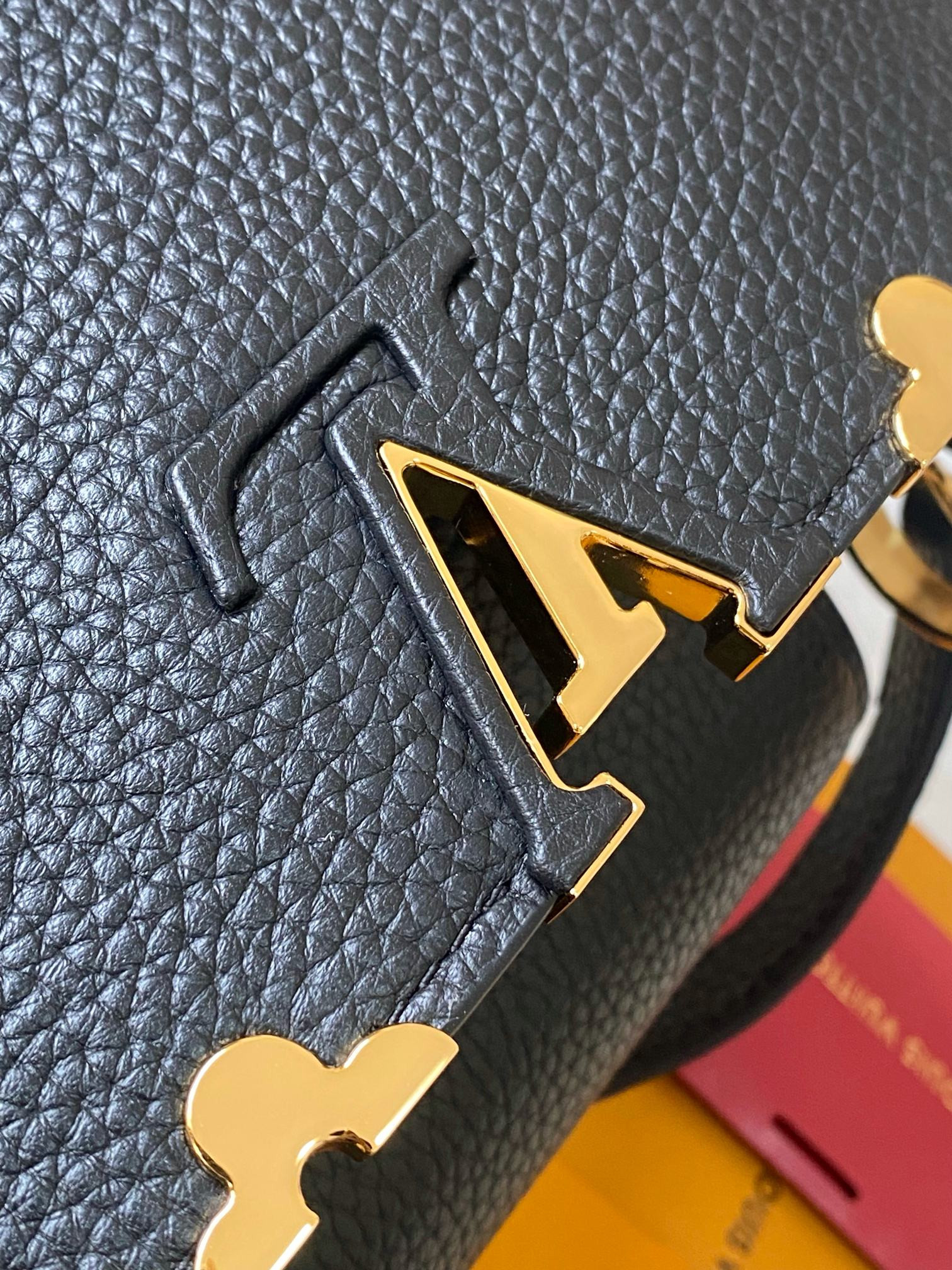 lv capucines M23331 27-18-9cm