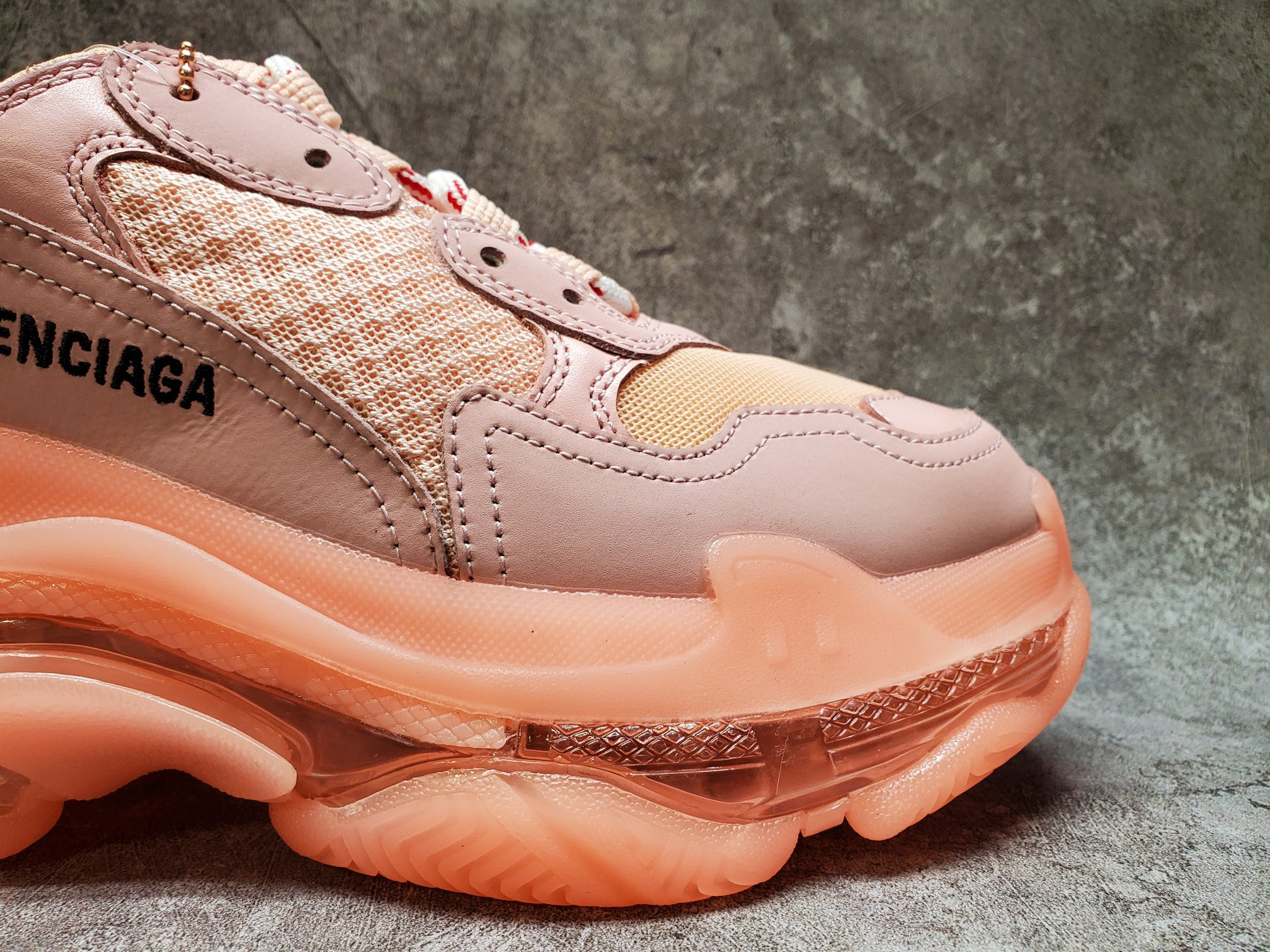 Balenciga Triple S Light Pink