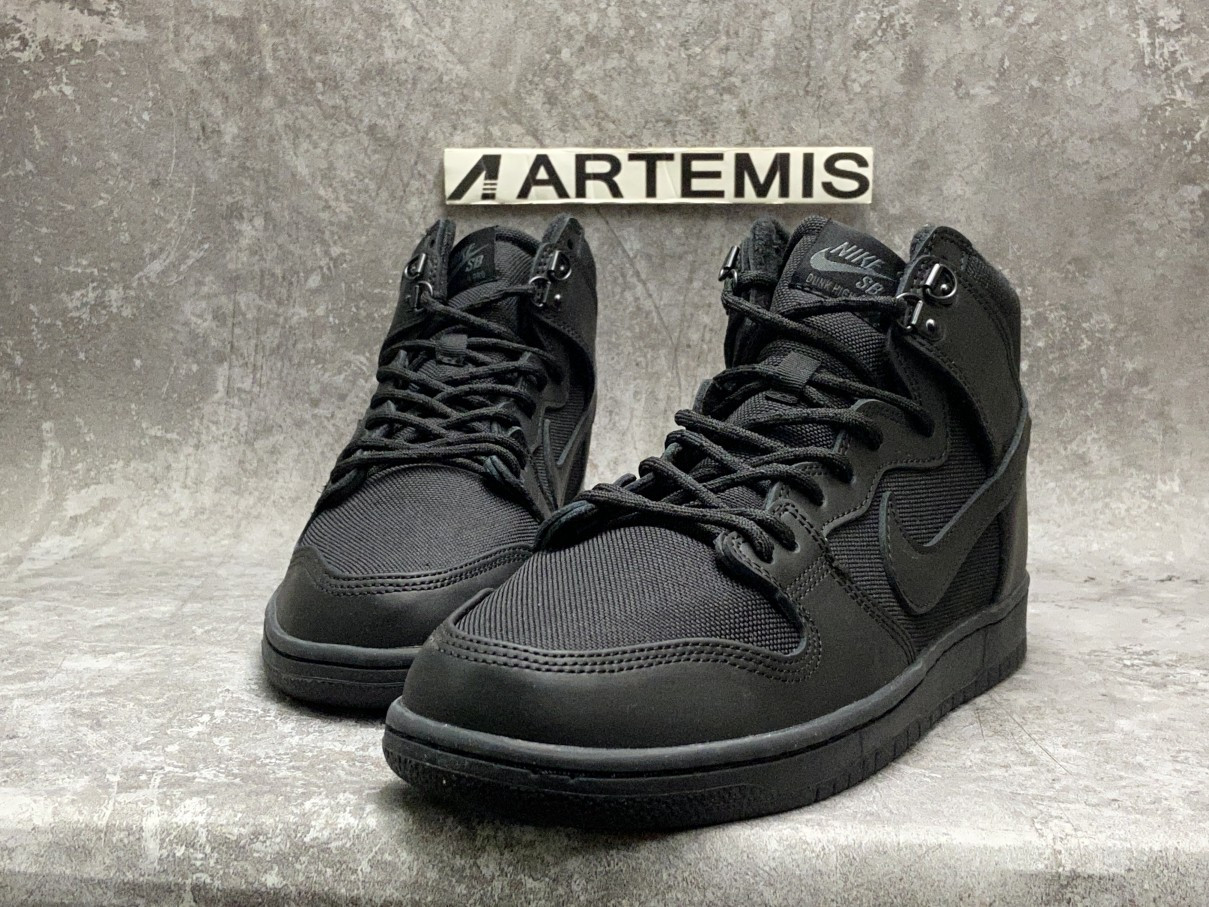Nike SB Dunk High Bota