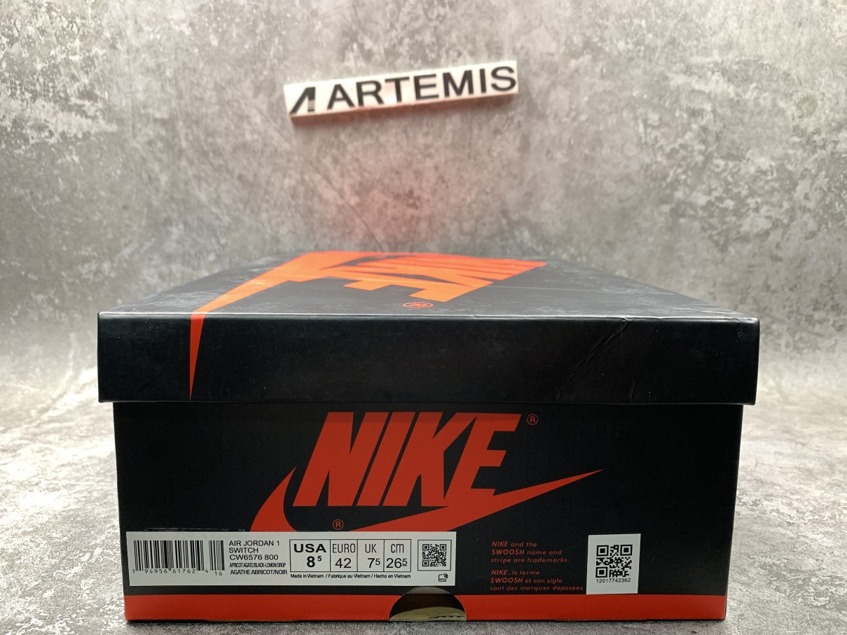 Air Jordan 1 High Switch Peach