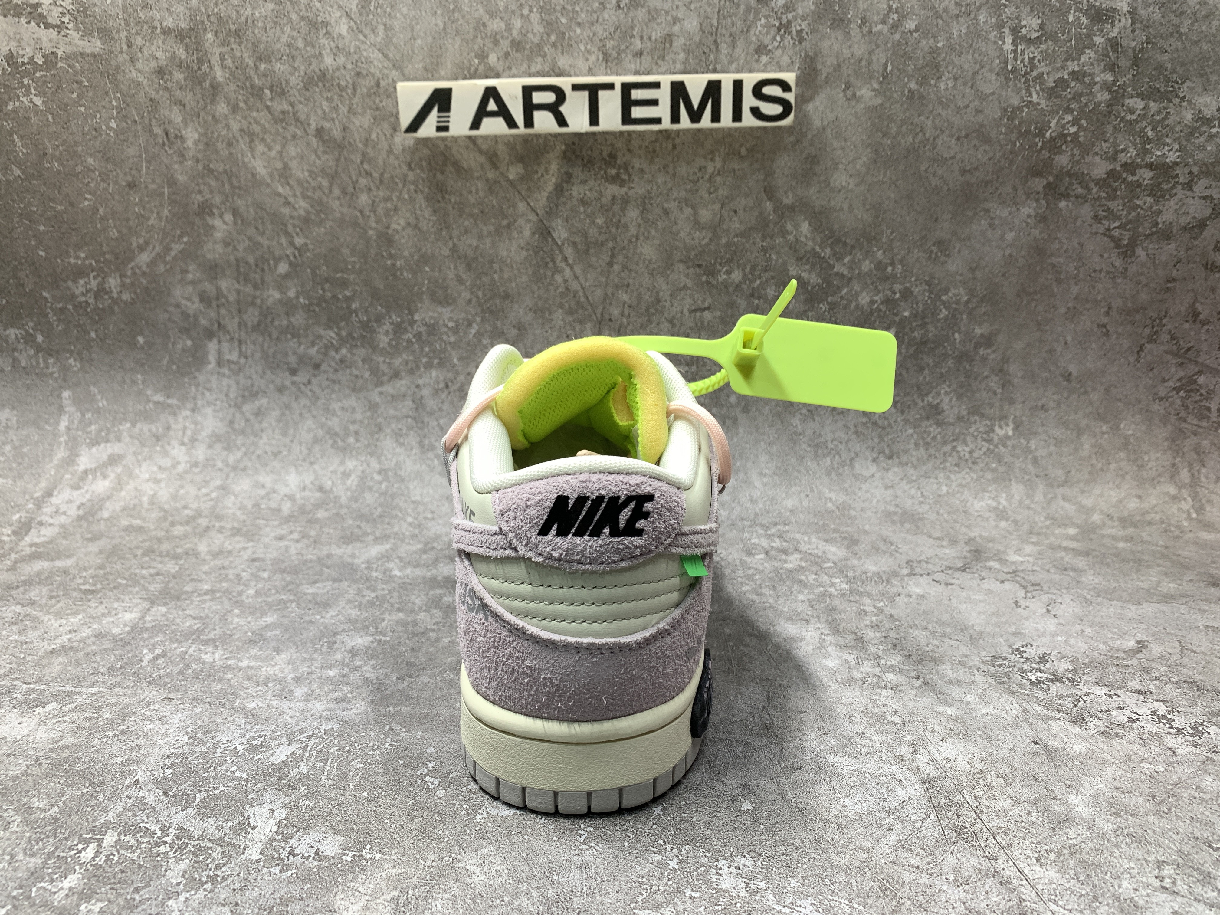 Off-White x Dunk Low