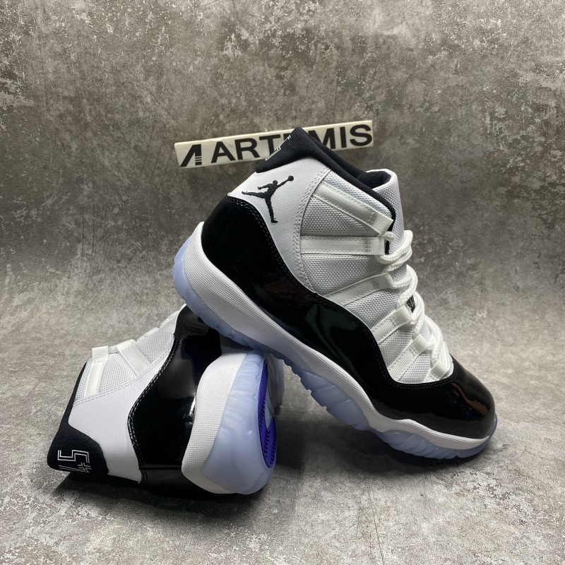 Air Jordan 11 Retro Concord (2018)