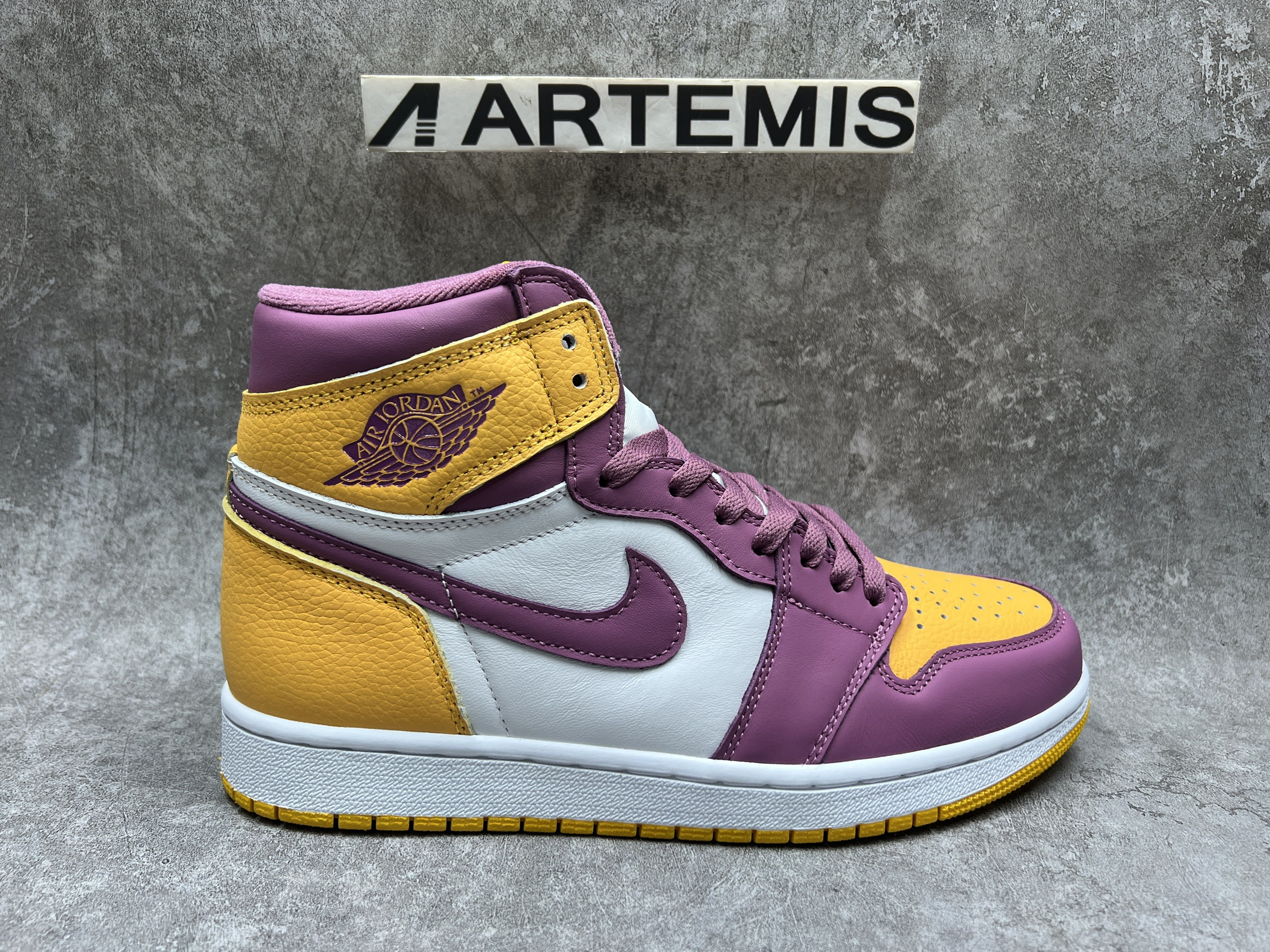 Air Jordan 1 High Retro OG Brotherhood