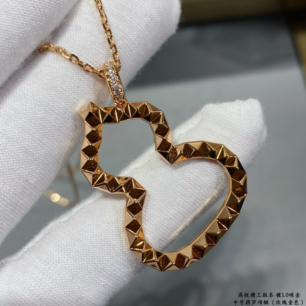 Qeelin Medium Gourd Necklace