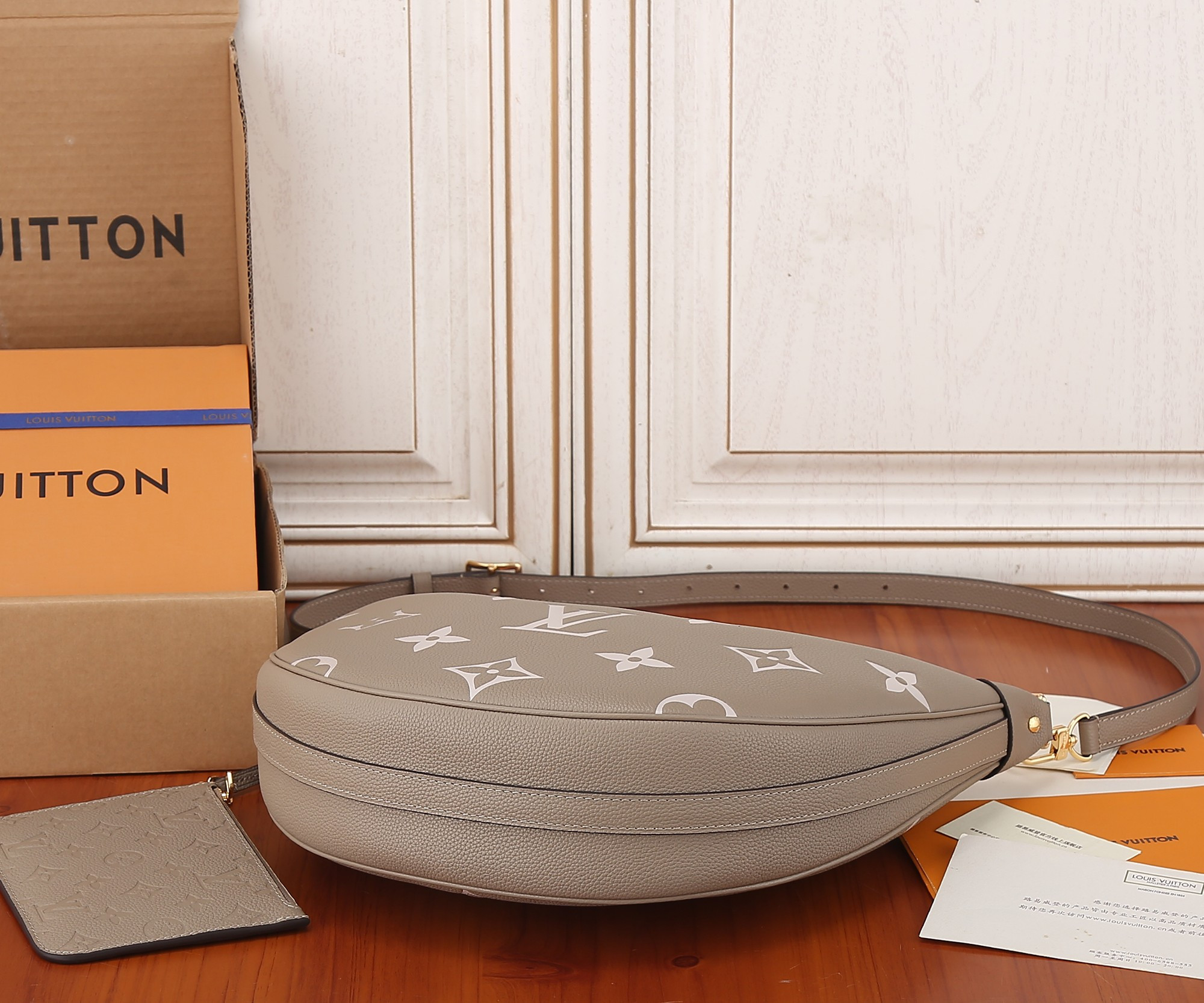 LV Loop Hobo M46738 15 x 10.2 x 3.9 inches