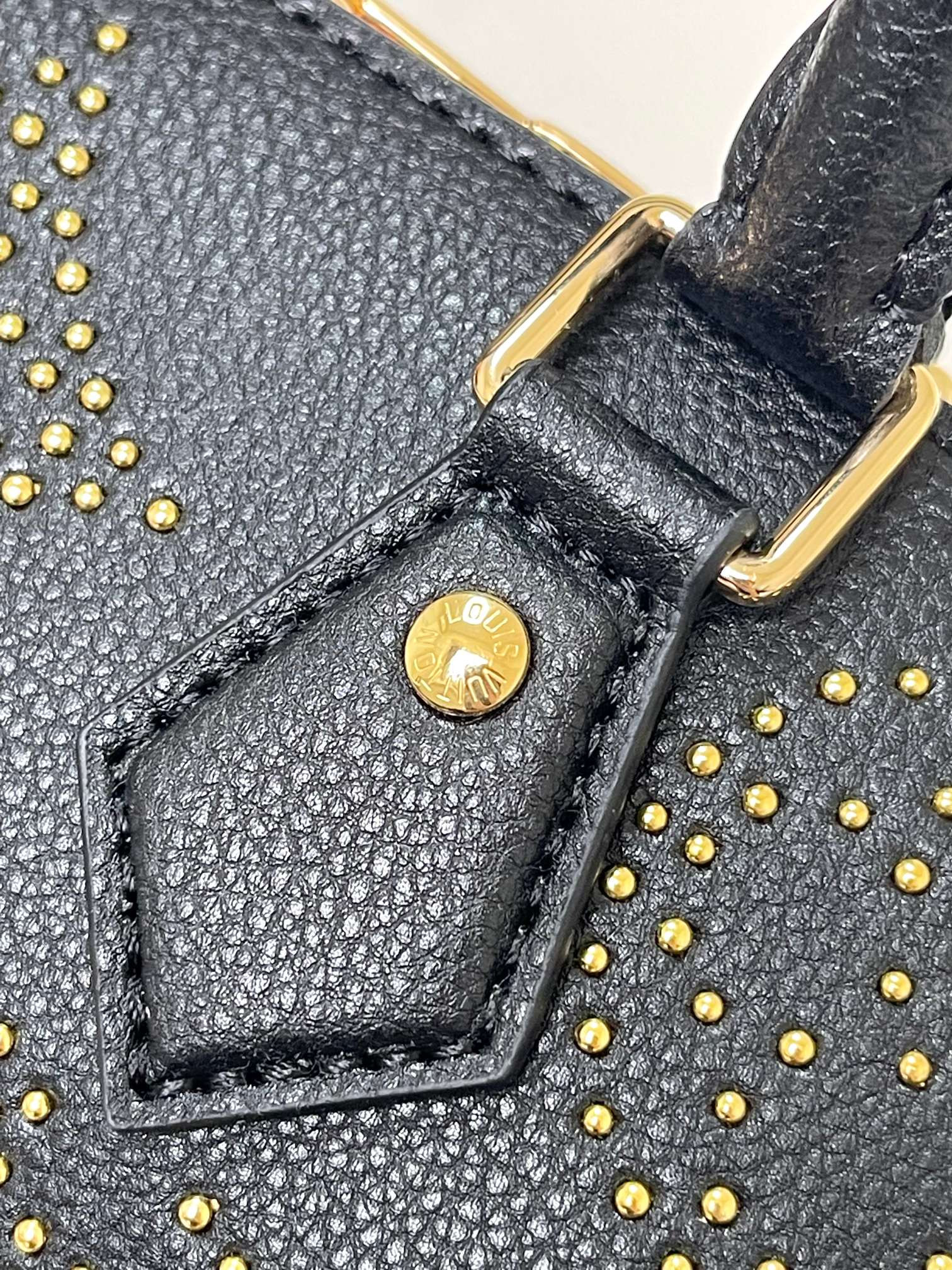 LV M46736 Speedy Bandoulière 25  9.8 x 7.5 x 5.9 inches