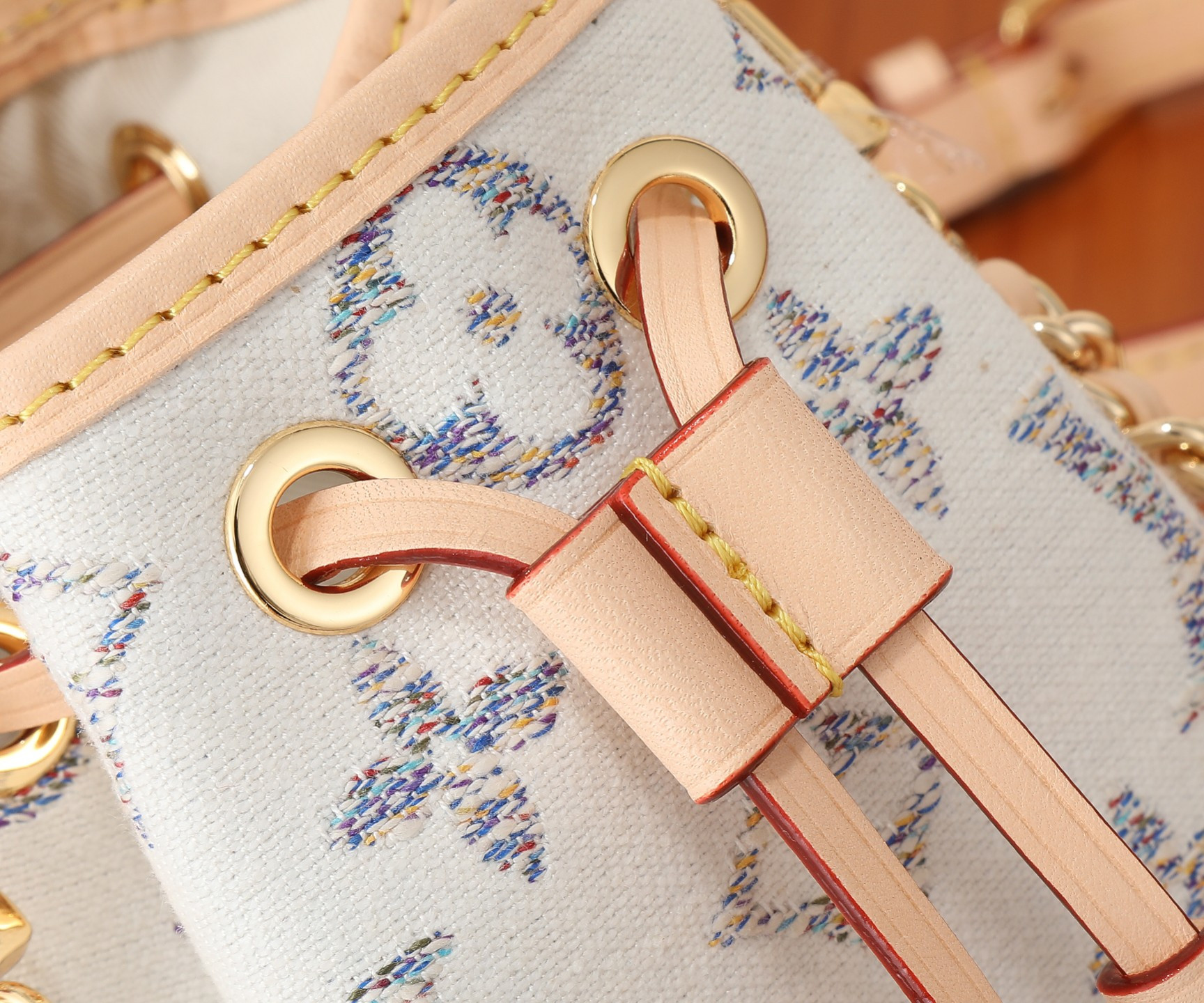 LV Nano Noé M83453 5.1 x 6.3 x 3.9 inches