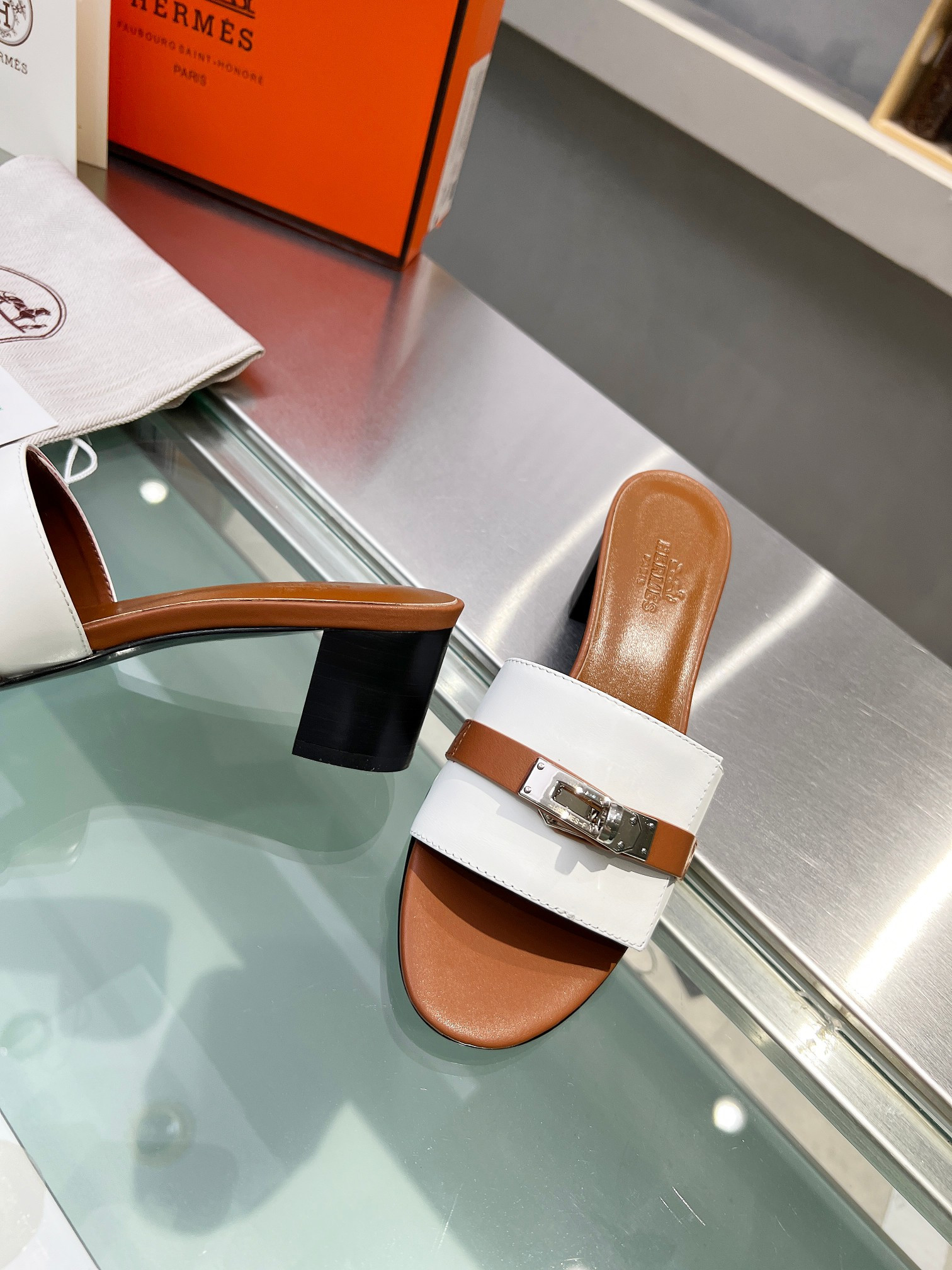 UA Hermès Gigi 50 sandal