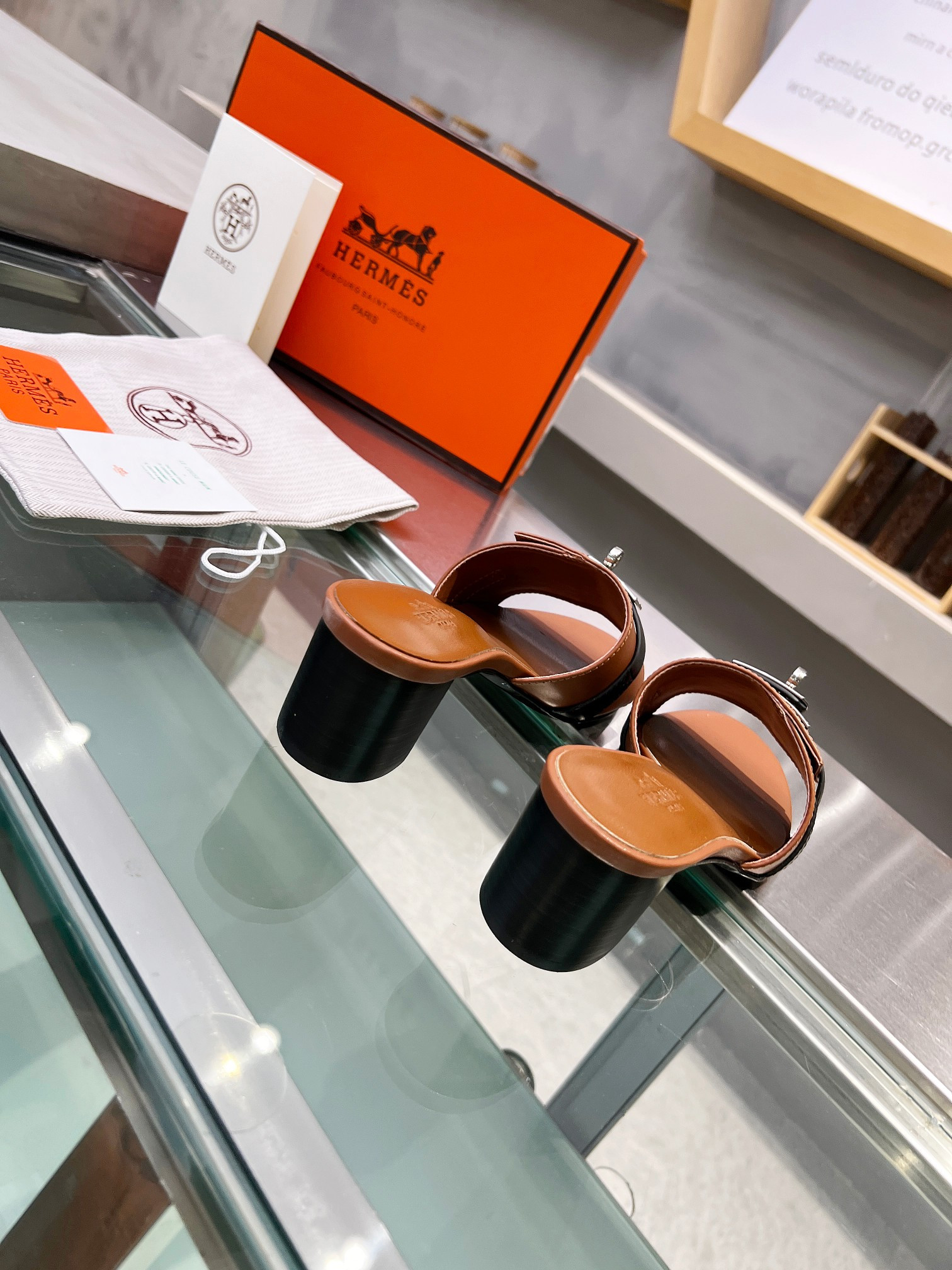 UA Hermès Gigi 50 sandal