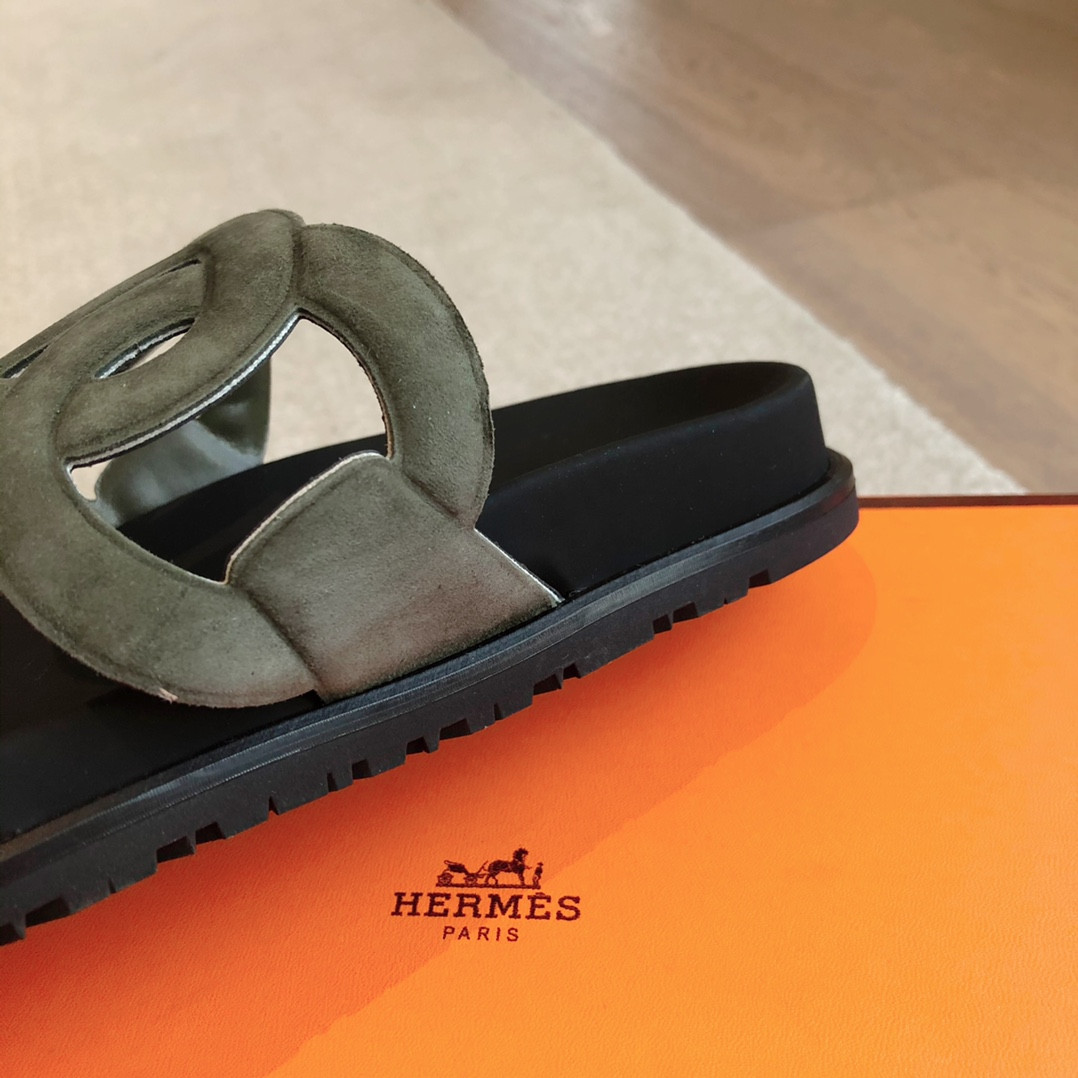 UA Hermès Extra sandal
