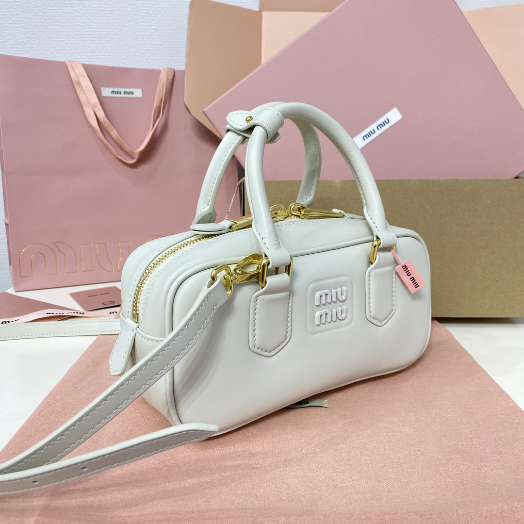 Miu Miu Arcadie leather bag 10.5x22x7.5cm