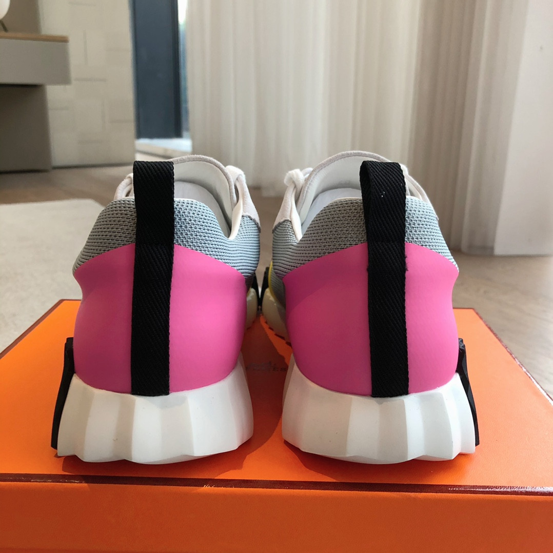 UA Hermès Bouncing Sneaker