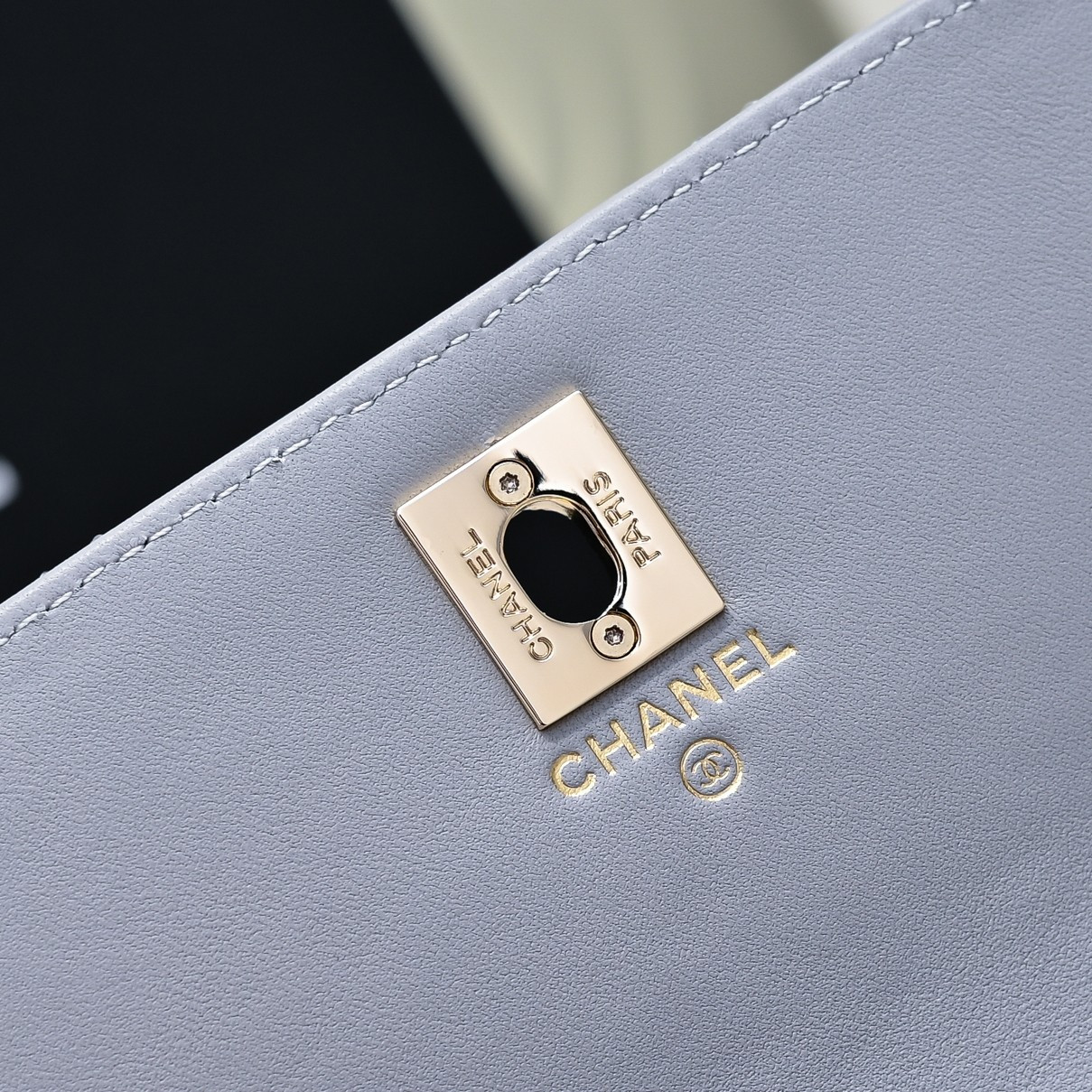 Ch*el clutch with chain 11x18.5x6cm