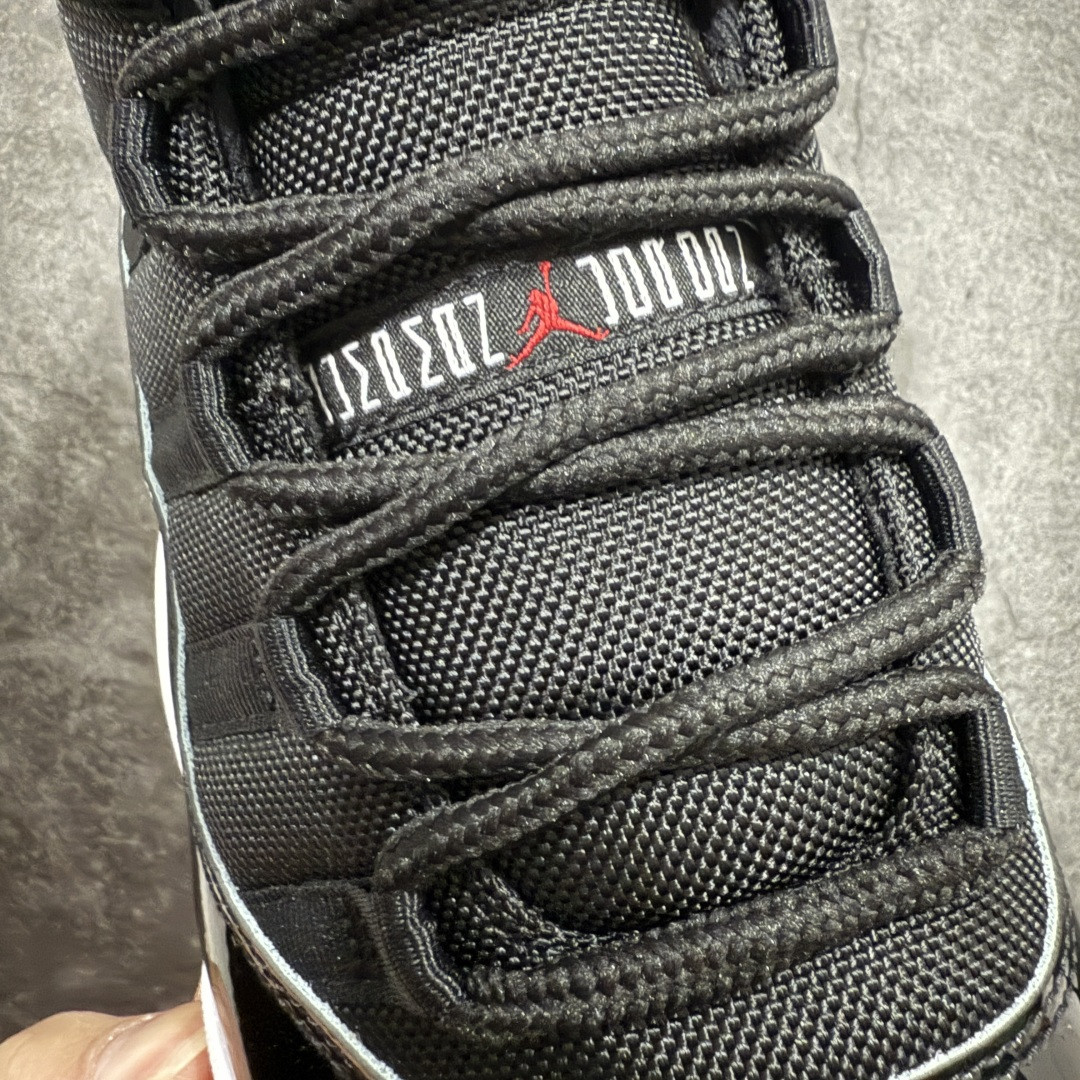 UA Air Jordan 11 Low Bred