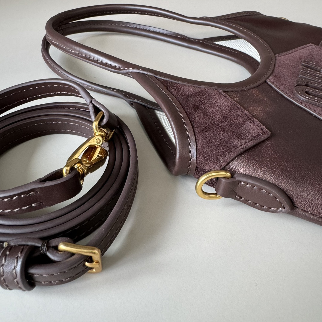 Miu Miu IVY leather handbag 24x20cm