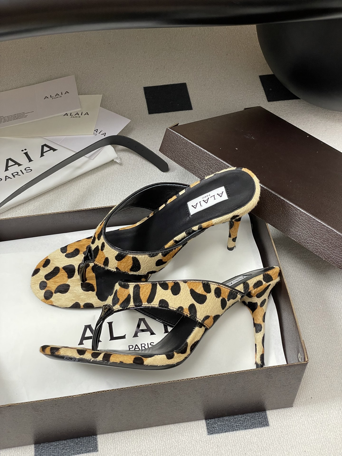 UA Alaia Triangle Flat Slides 9cm Heel(Customized Size 7-10 days production time)