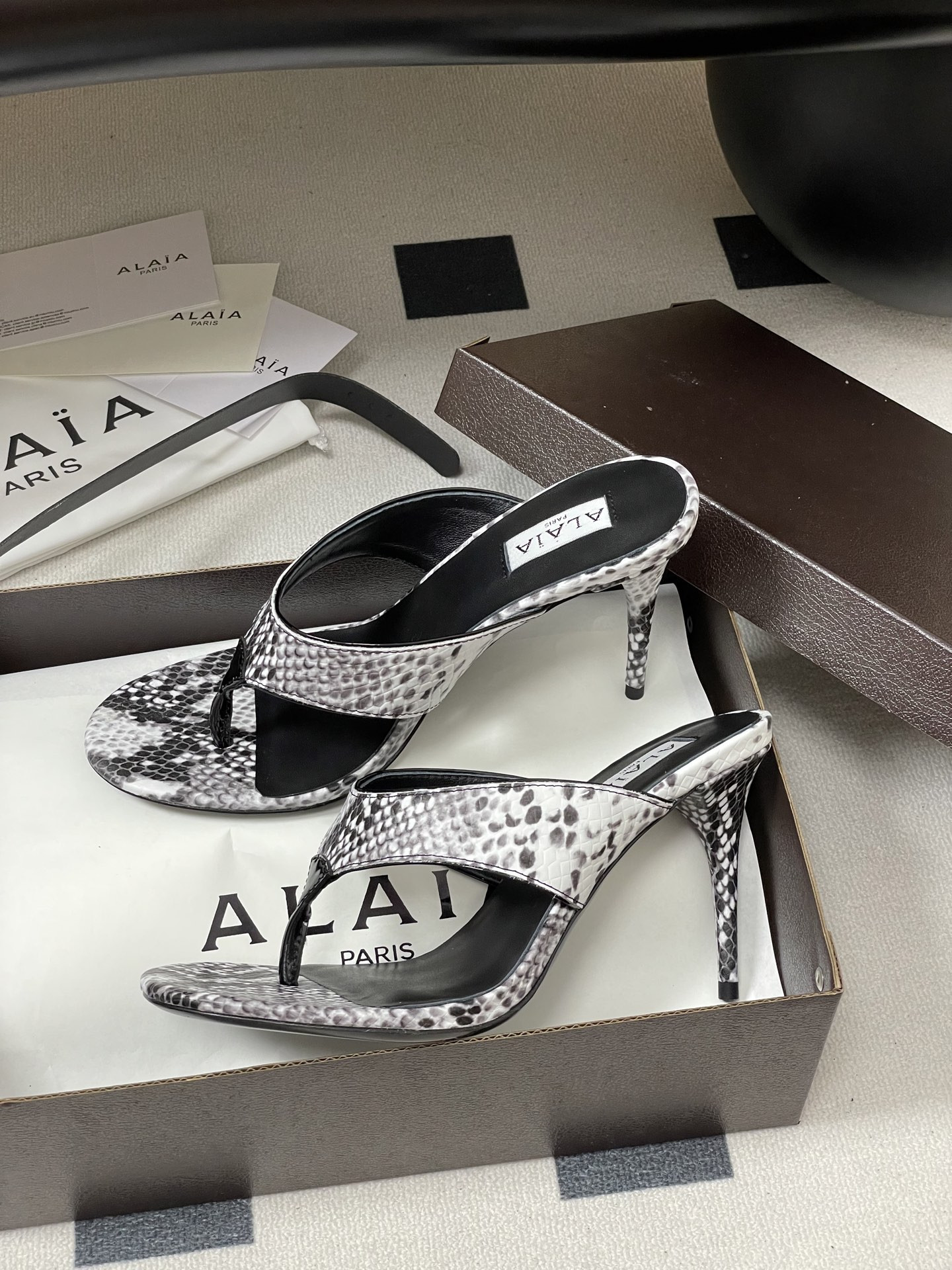 UA Alaia Triangle Flat Slides 9cm Heel(Customized Size 7-10 days production time)
