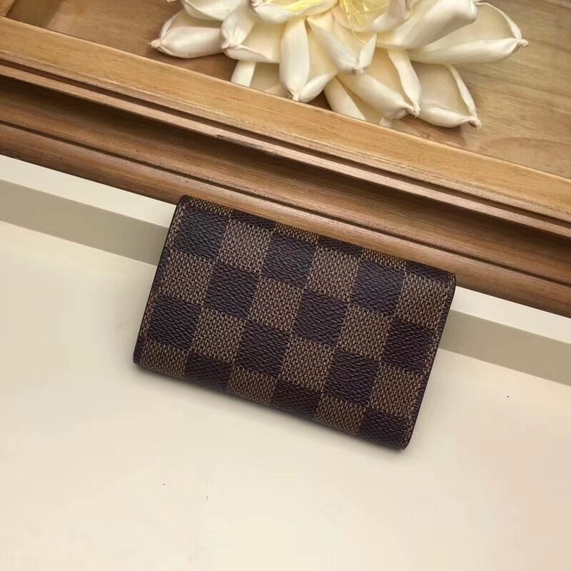 LV 6 KEY HOLDER N41624